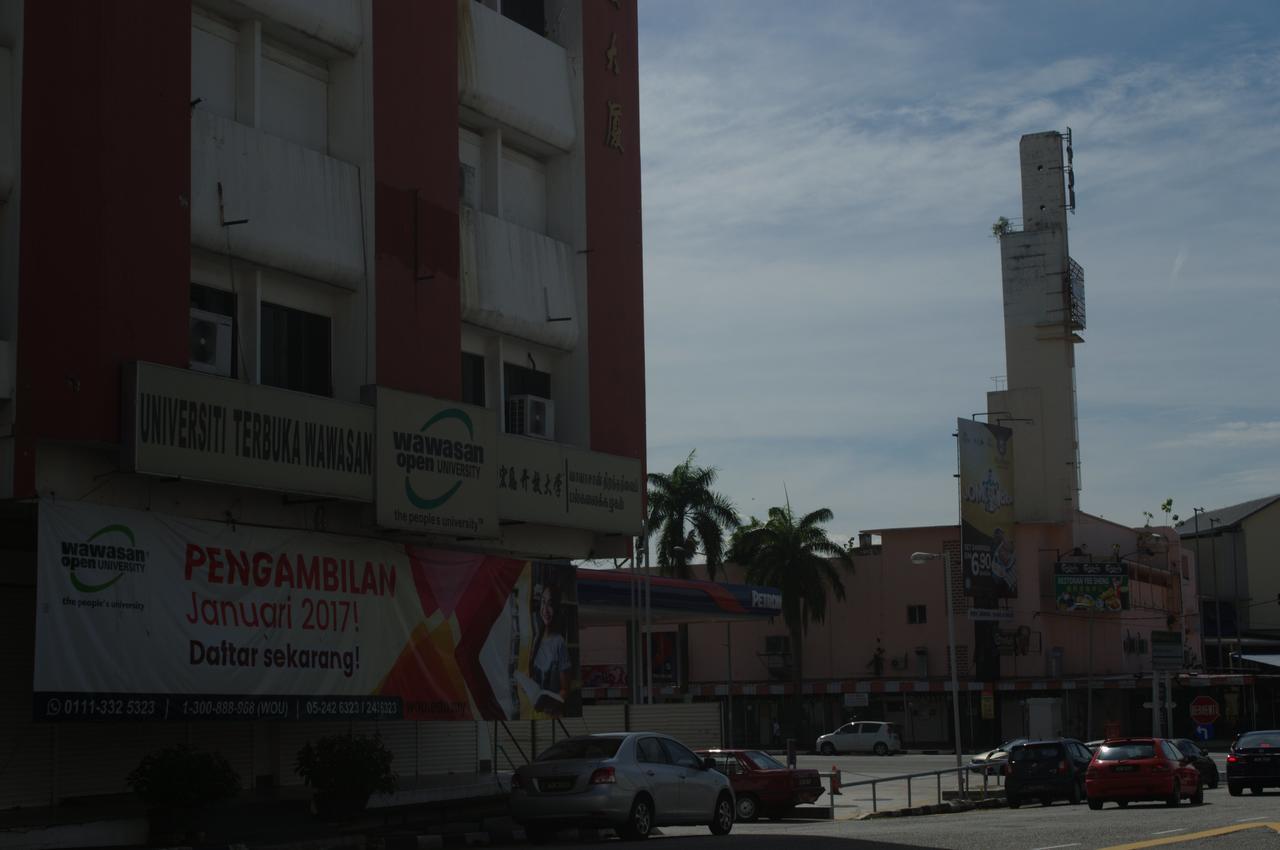 Hotel Cheqinn Ипох Екстериор снимка
